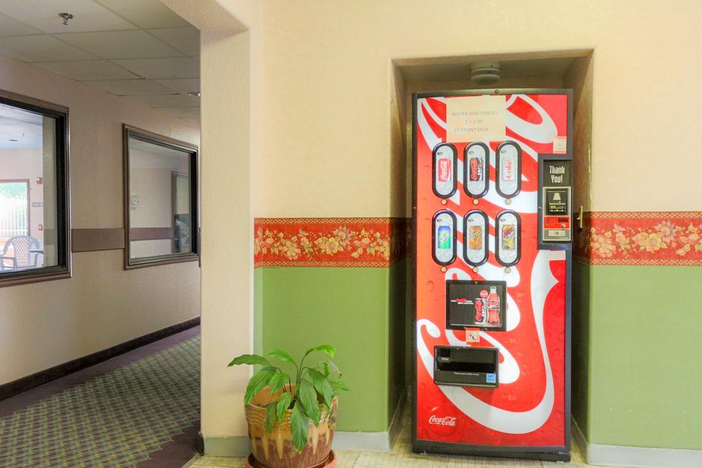 Americas Best Value Inn&Suites Houston FM 1960 Exterior foto